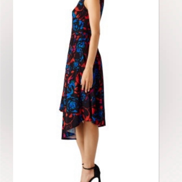 Hunter Bell Asymmetrical Hem Floral Dress - Picture 2 of 5